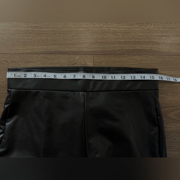 NWT Loft Faux Leather Black Leggings With Back Seam Size Medium - Picture 10 of 12